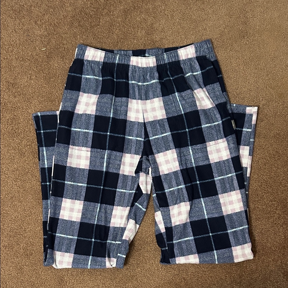 Eddie Bauer Plaid Sweatpants in Navy and Pink